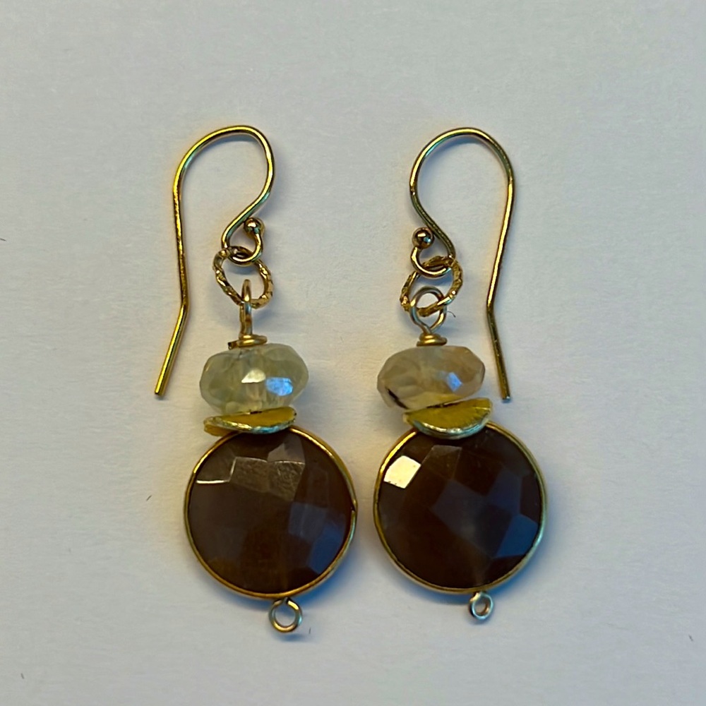 Stone and gold drop earrings